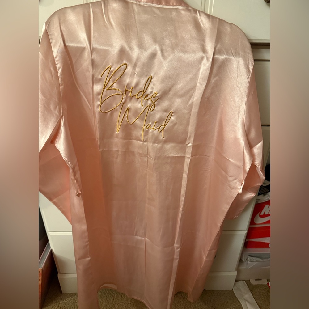 Pink Bridesmaid robe with gold embroidery